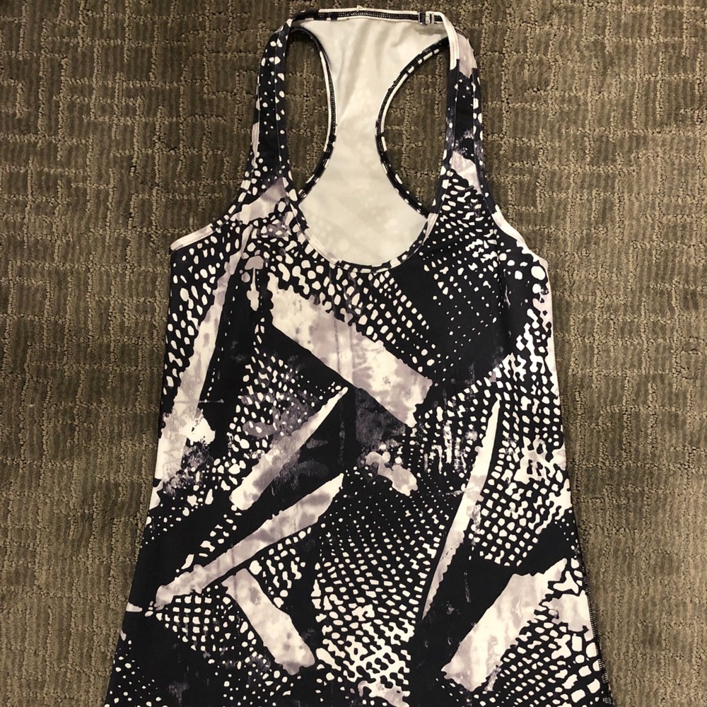 Lululemon long Razorback